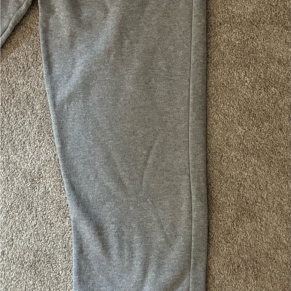 NWOT Custom Embroidered Farmington Polo Club Sweatpants. - Picture 3 of 3